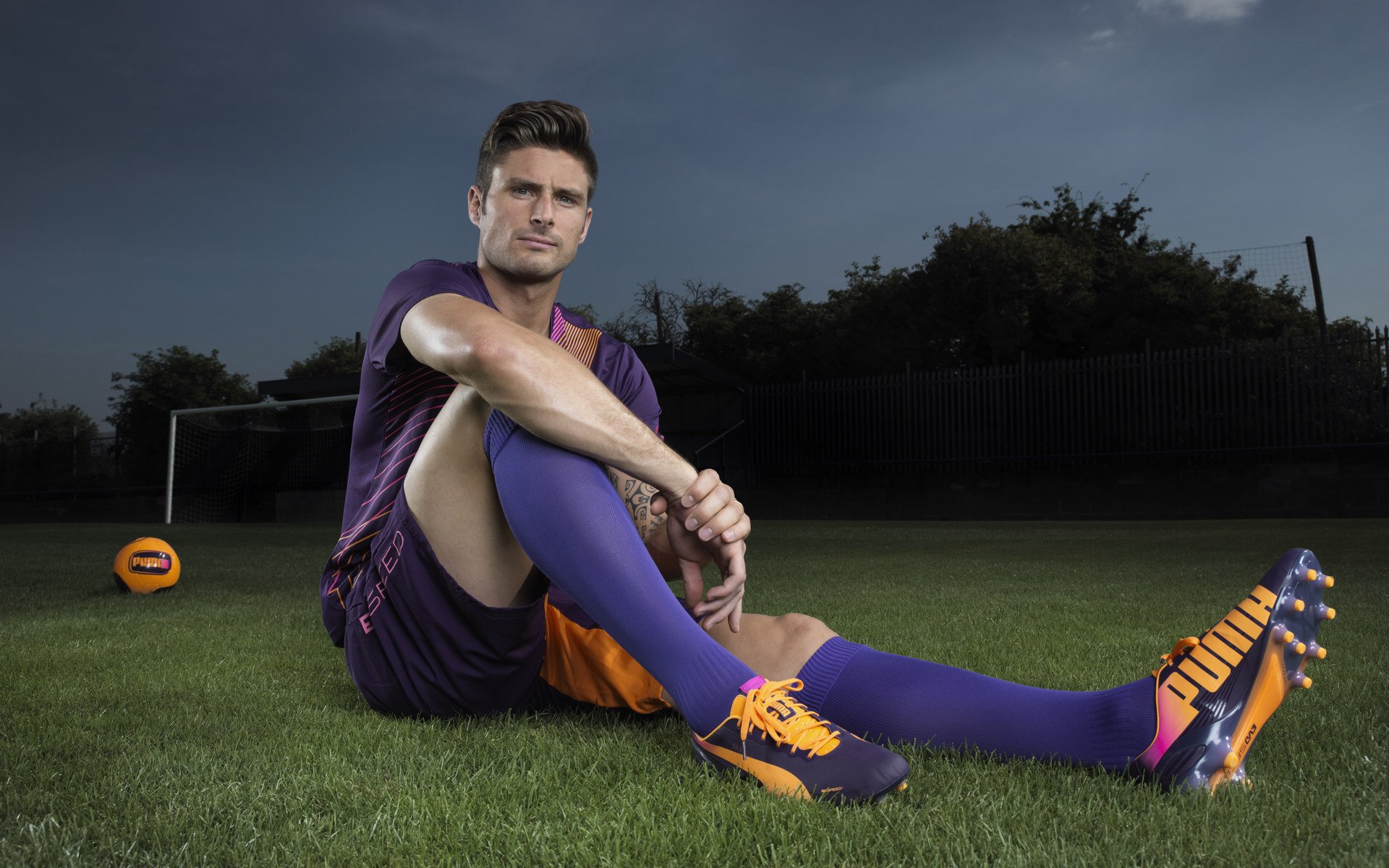 球员在关键时刻展现冷静完成罚球为球队夺胜，球员的状态