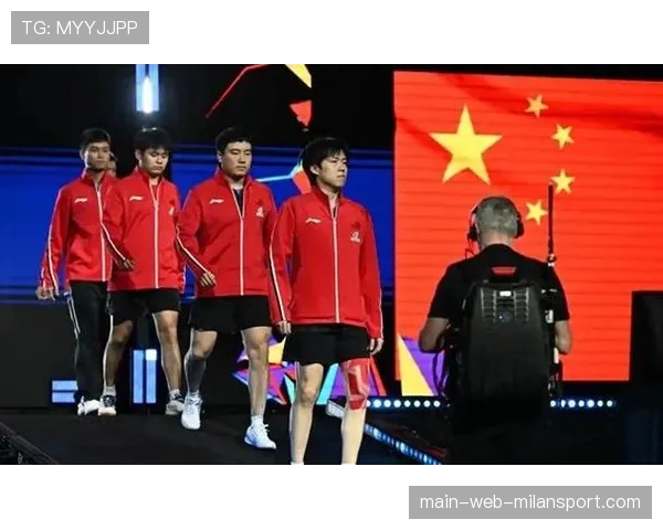 中国战队13比0横扫对手，现场彻底沸腾